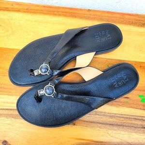 Naturalizer Larissa Sandals Size 10